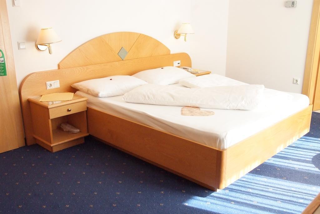 Seehotel Sparer Апп'яно-сулла-Страда-дель-Віно Номер фото